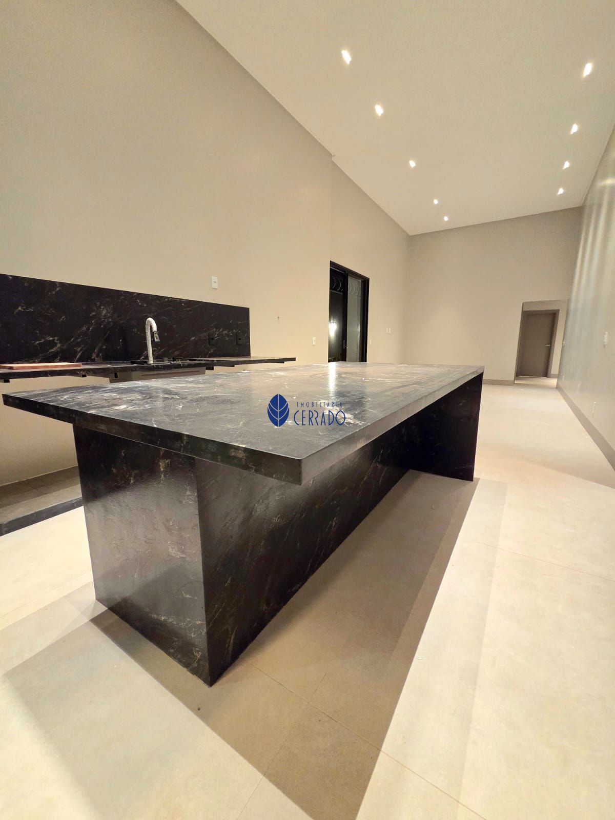 Casa, 4 quartos, 237 m² - Foto 9