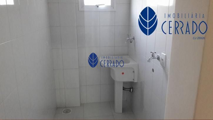 Apartamento à venda com 3 quartos, 87m² - Foto 13