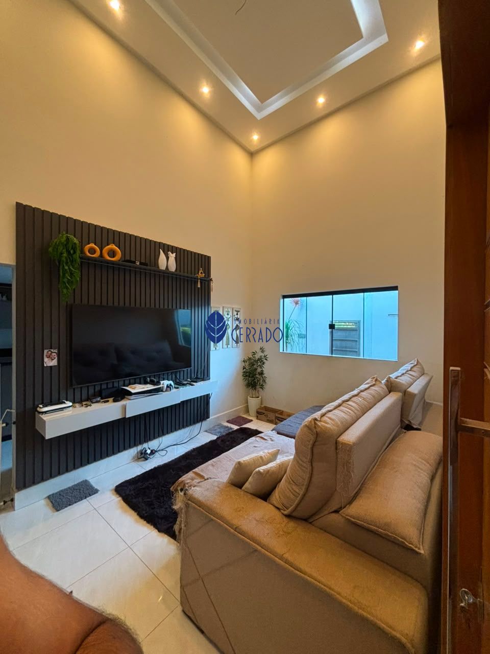 Casa moderna à venda no residencial villa bella: 3 quartos, 