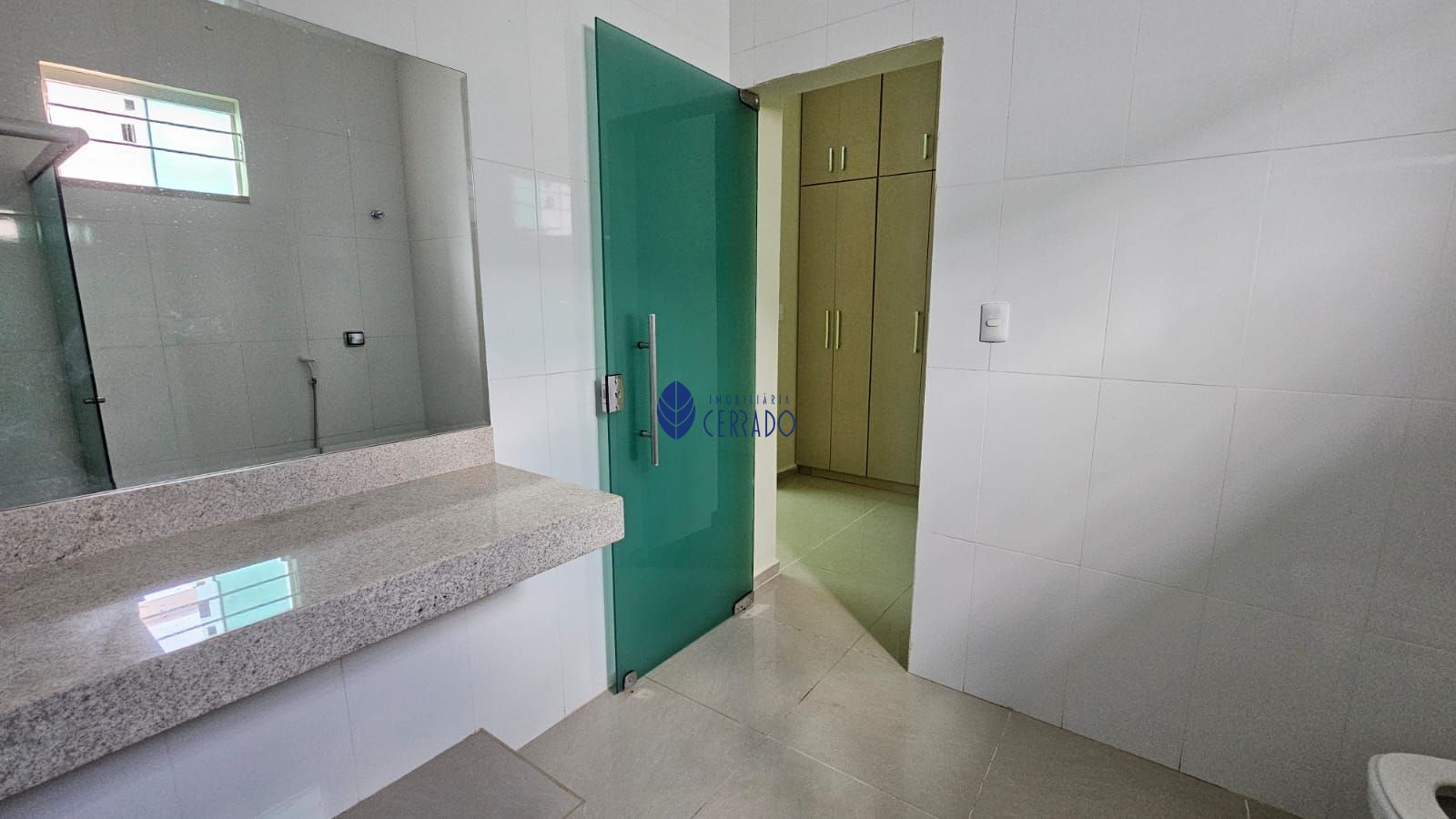 Casa para alugar com 3 quartos, 160m² - Foto 12