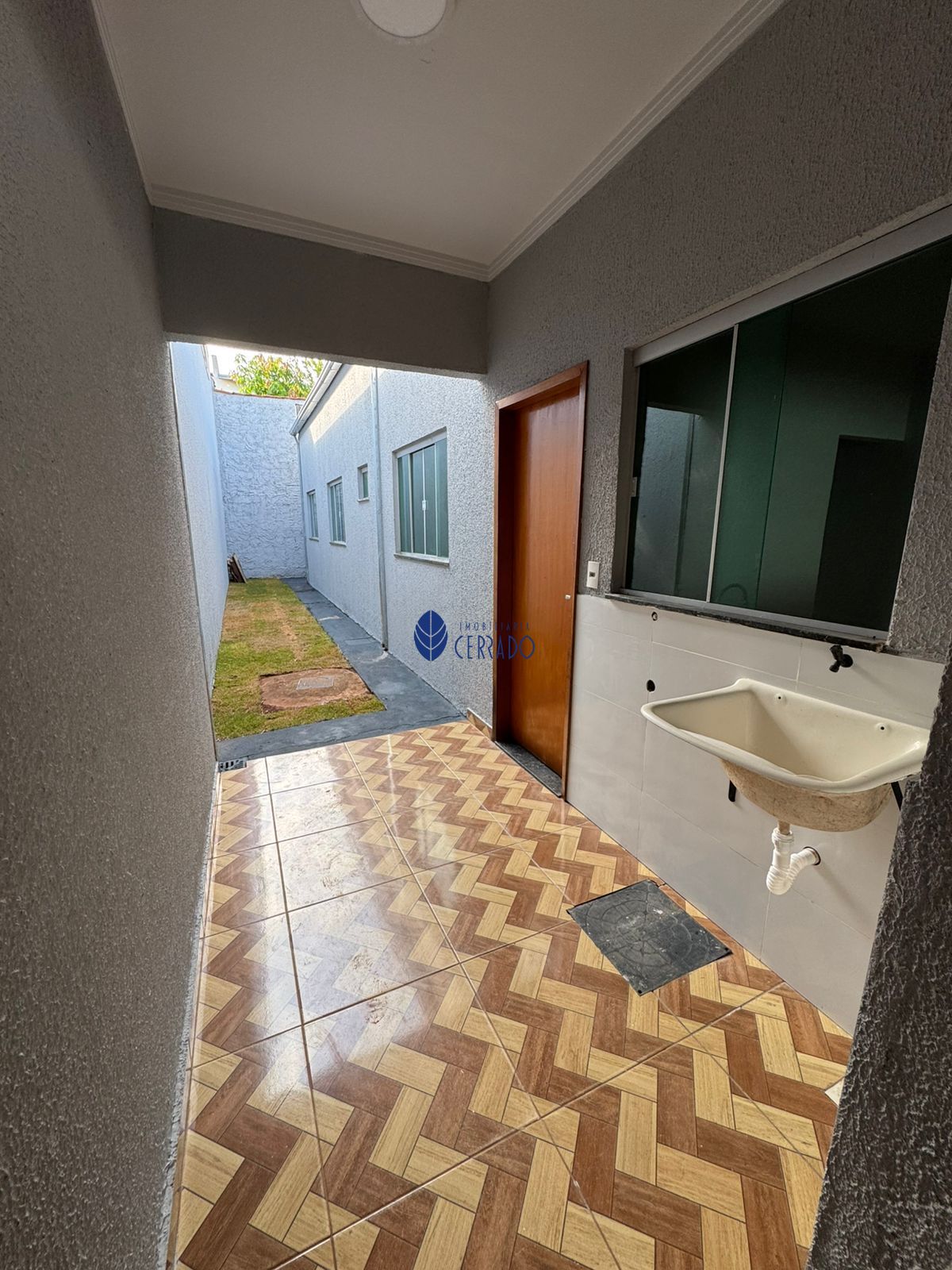 Casa com 3 Dormitórios à venda, 100 m² por R$ 300.000,00 Casa com 3 Dormitórios à venda, 100 m² por R$ 300.000,00