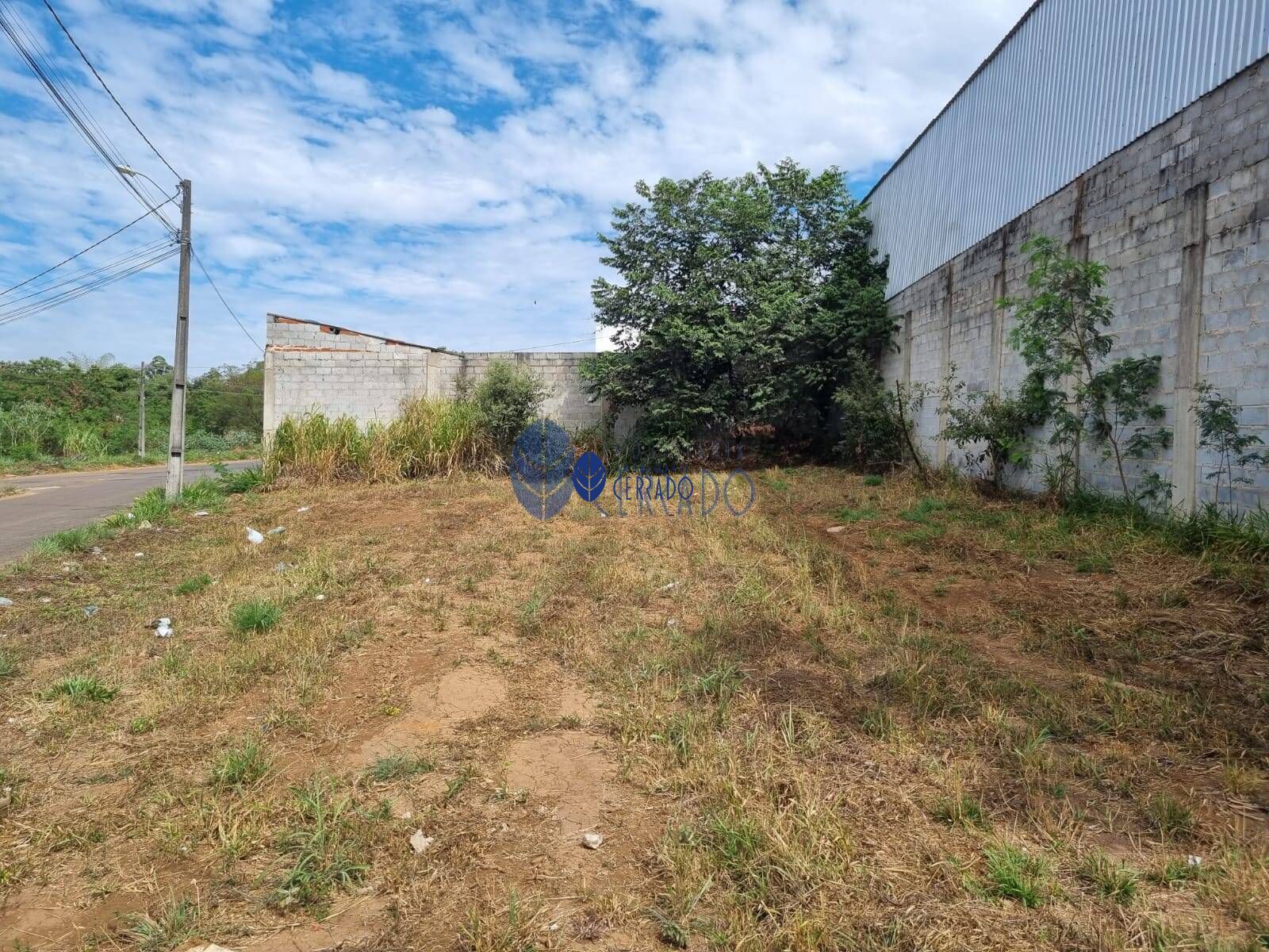 Lote/Terreno de 363m² no bairro Residencial Veneza, em Anápolis | Eu Corretor