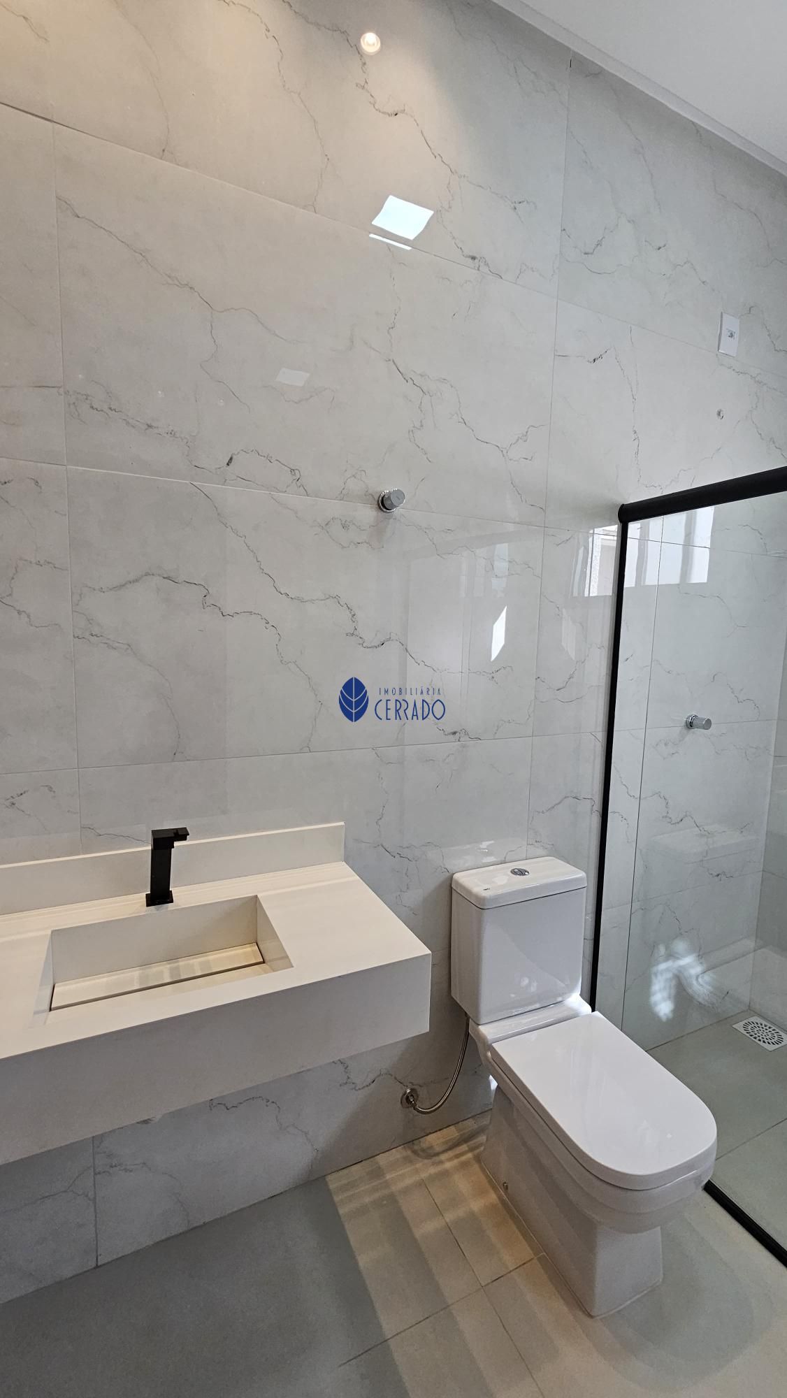 img120942299