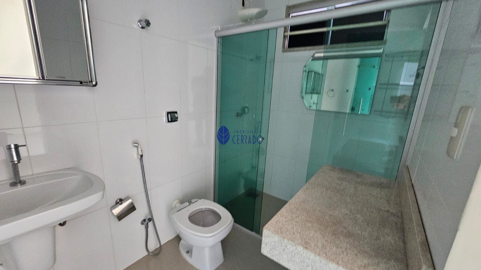 Casa para alugar com 3 quartos, 160m² - Foto 17