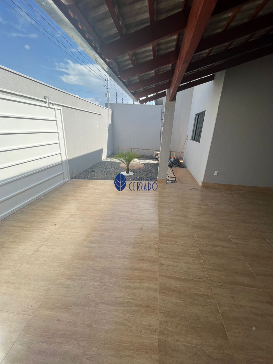 Casa à venda com 3 quartos, 126m² - Foto 2