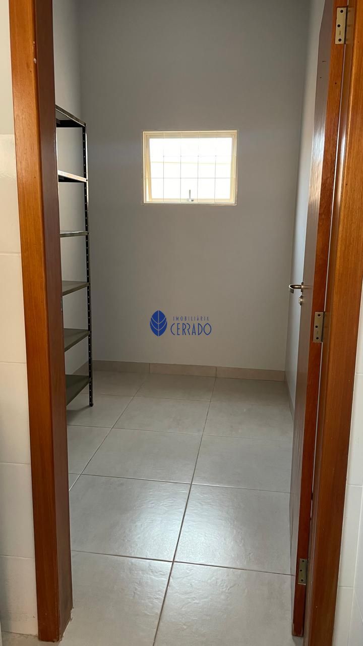 Casa à venda com 3 quartos, 130m² - Foto 17