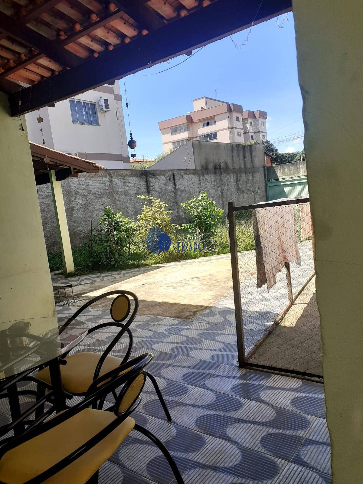 Casa à venda com 2 quartos, 100m² - Foto 25