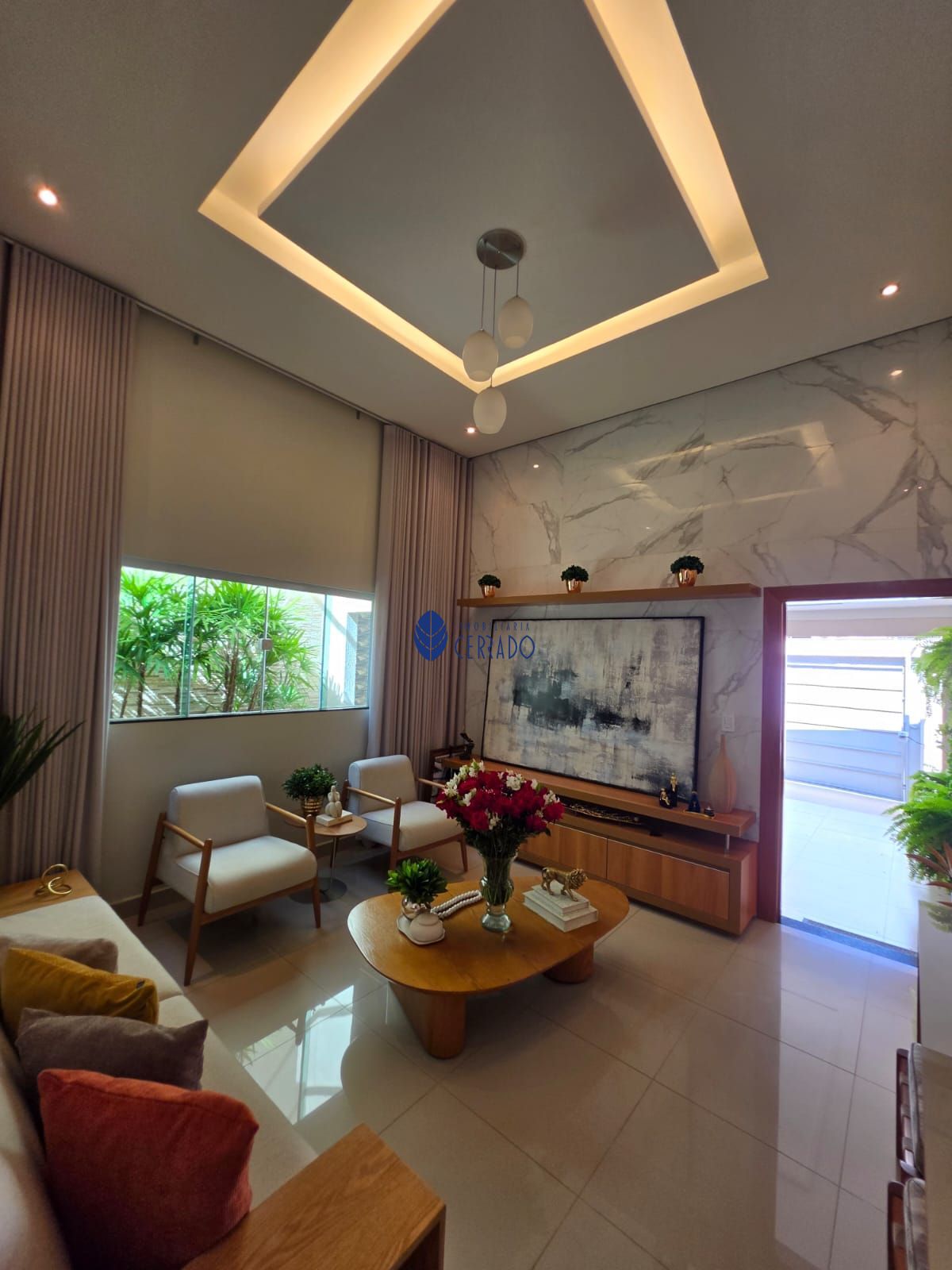 Casa de alto padrão com 3 quartos, suíte e ambientes climati