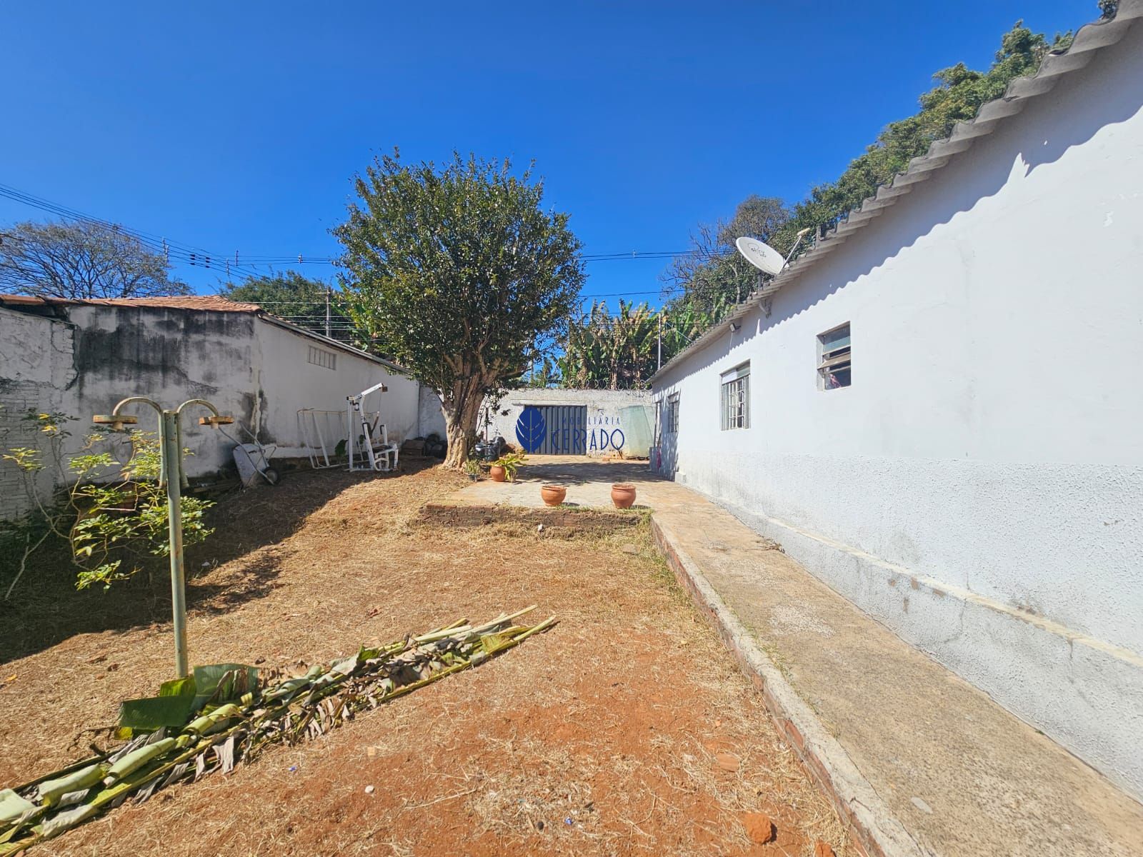 Casa à venda com 3 quartos, 100m² - Foto 11