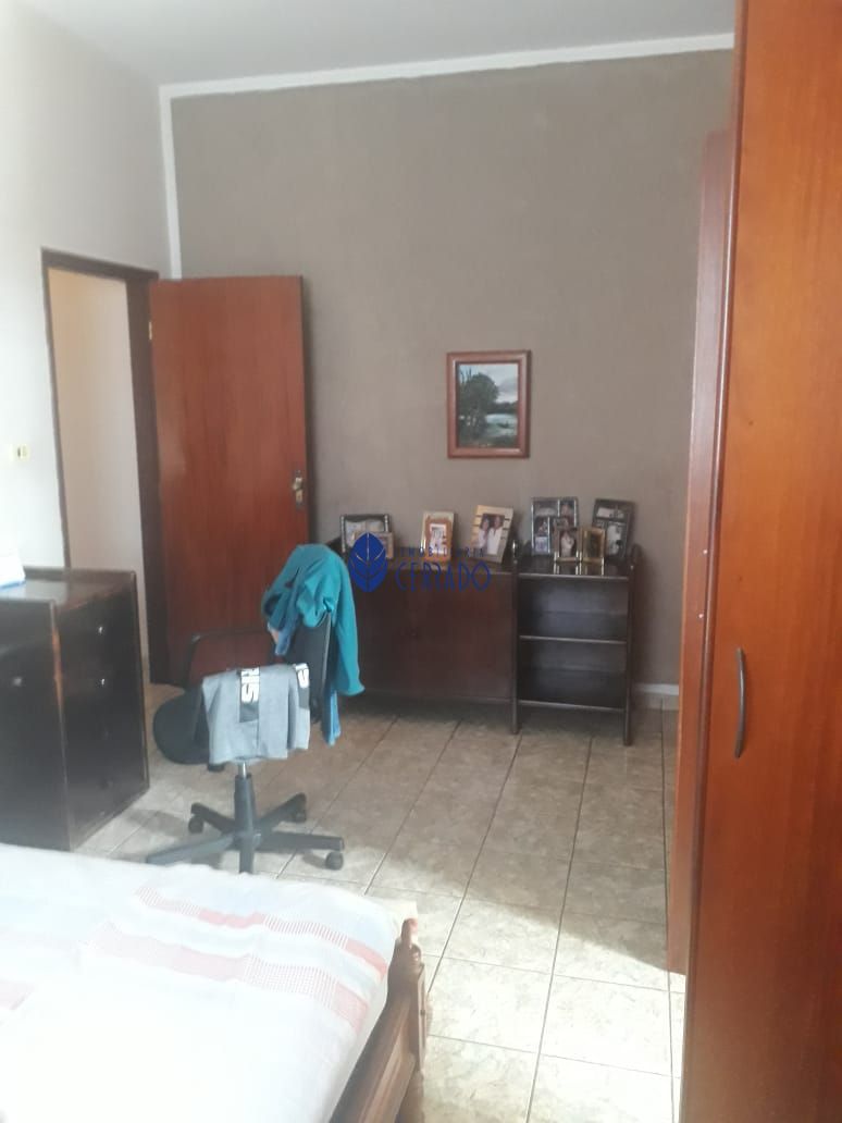 Sobrado à venda com 3 quartos, 390m² - Foto 18