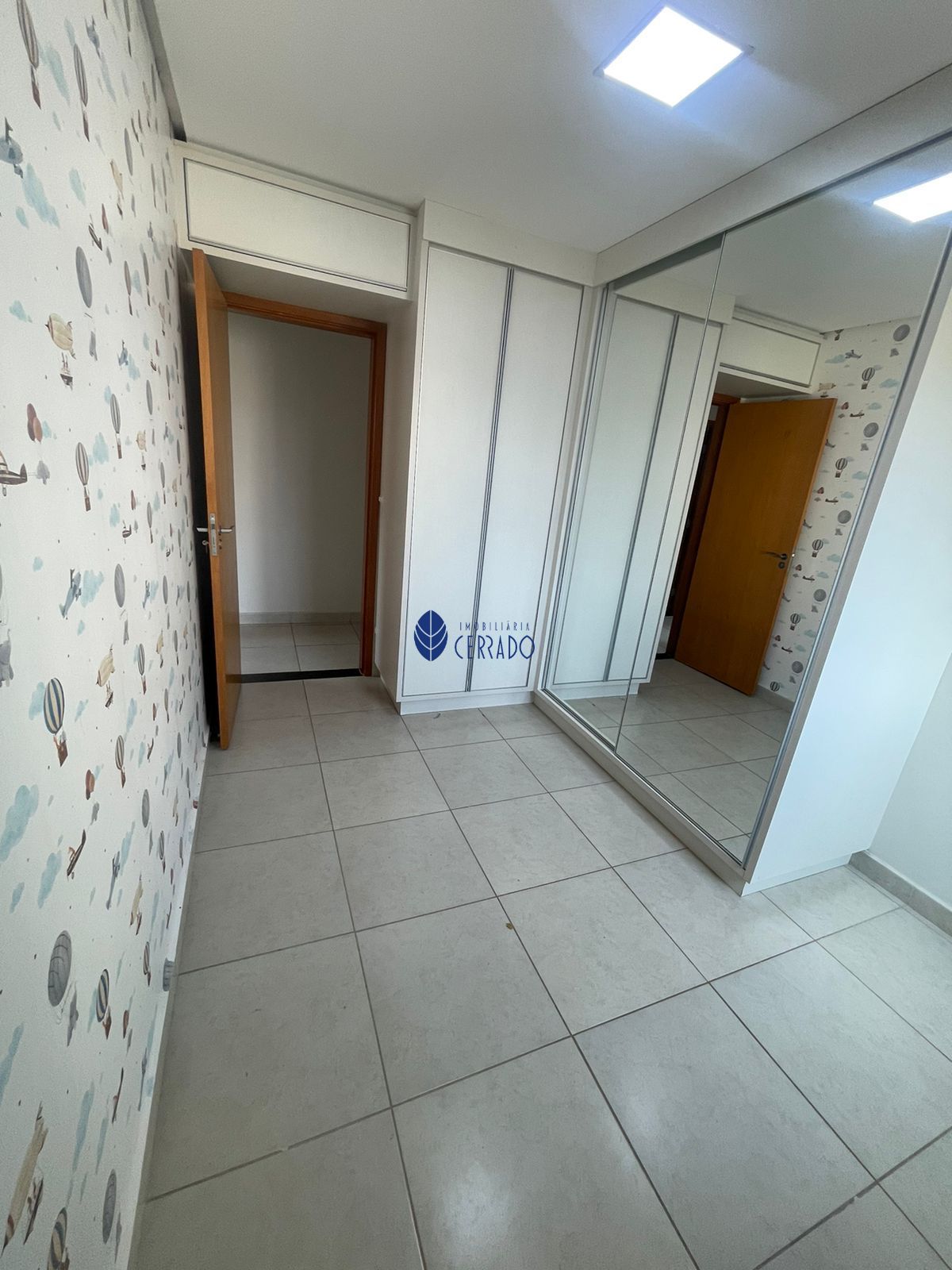 Apartamento com 3 Dormitórios à venda, 100 m² por R$ 430.000,00