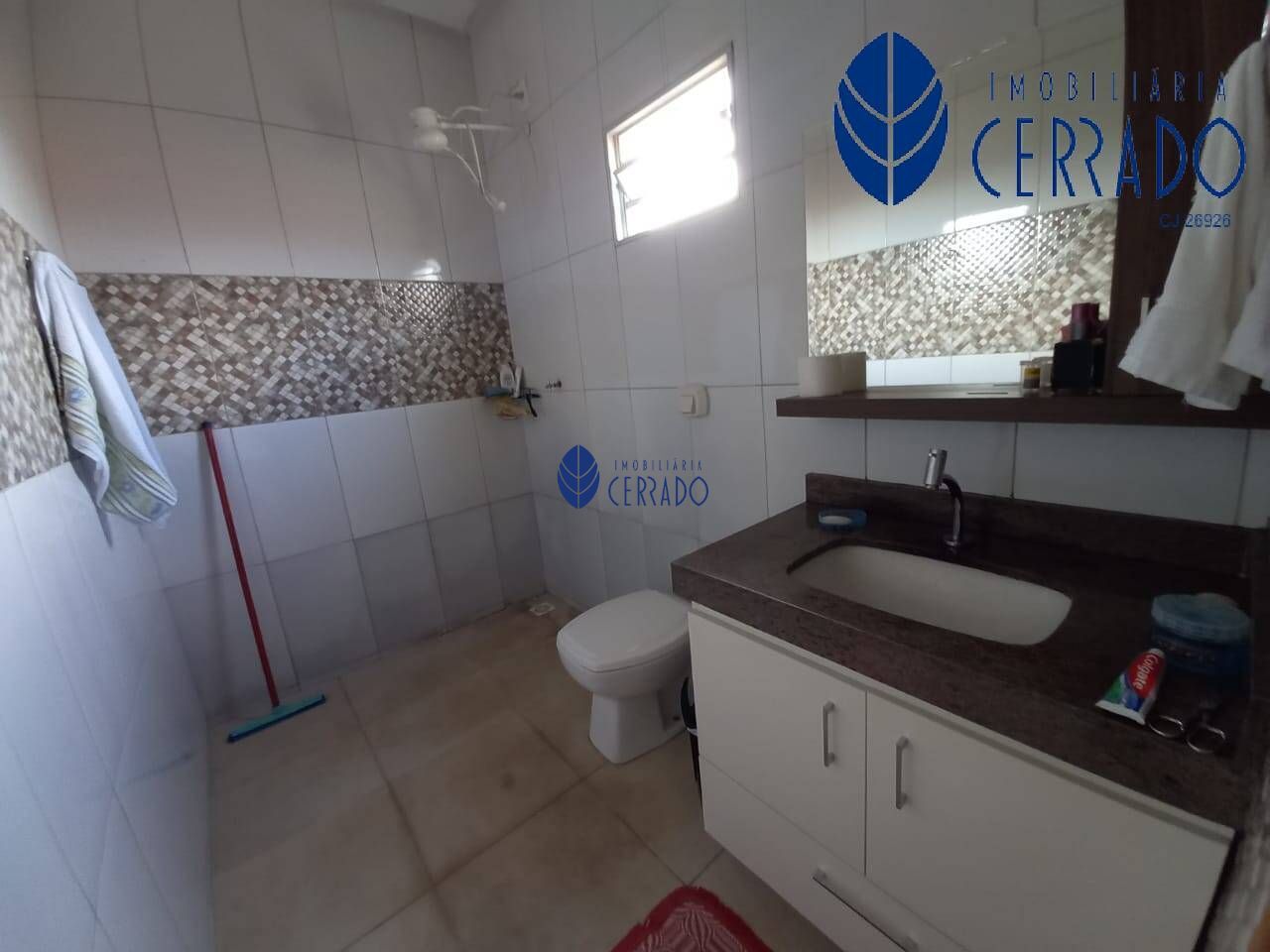 Casa à venda com 2 quartos, 90m² - Foto 12