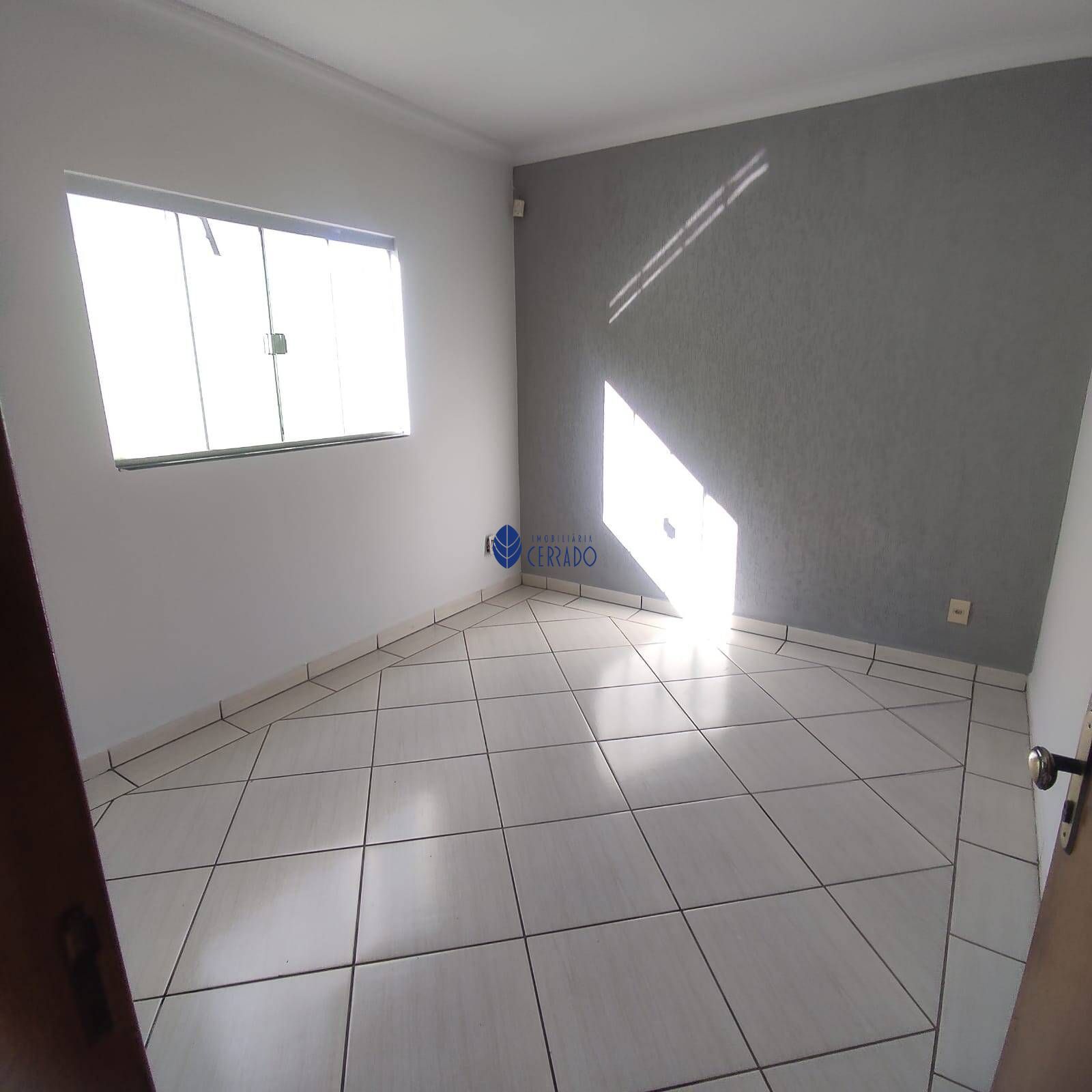 Casa para alugar com 3 quartos, 120m² - Foto 9