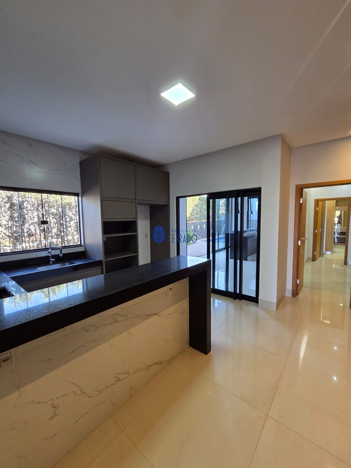 Casa alto padrão para alugar no condomínio grand trianon - a