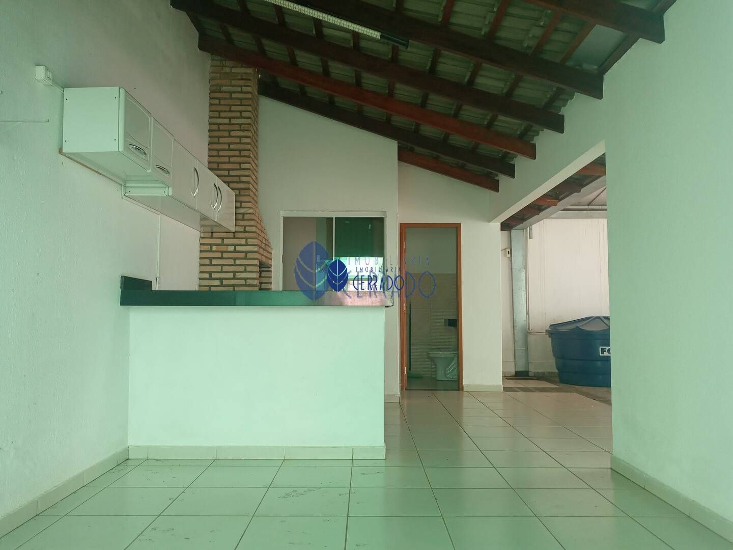 Casa à venda com 3 quartos, 220m² - Foto 16