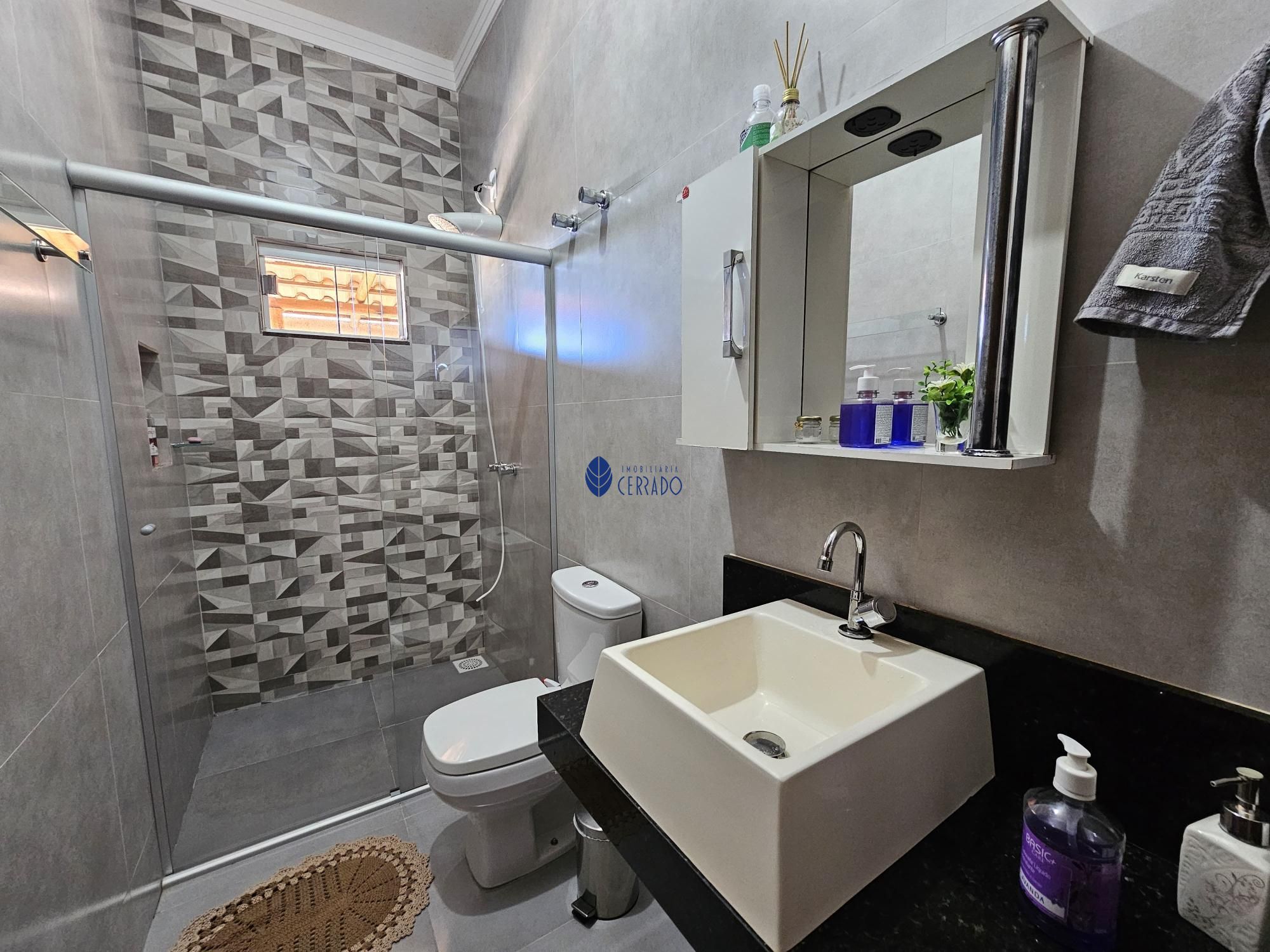 Chácara à venda com 4 quartos, 304m² - Foto 23