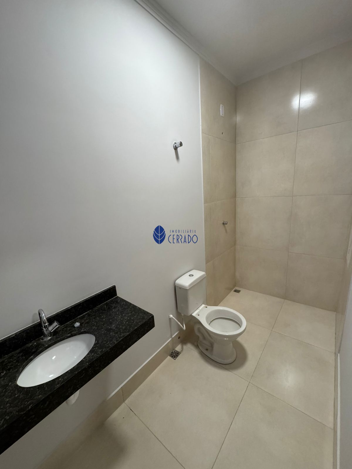 Casa com 3 Dormitórios à venda, 100 m² por R$ 300.000,00 Casa com 3 Dormitórios à venda, 100 m² por R$ 300.000,00