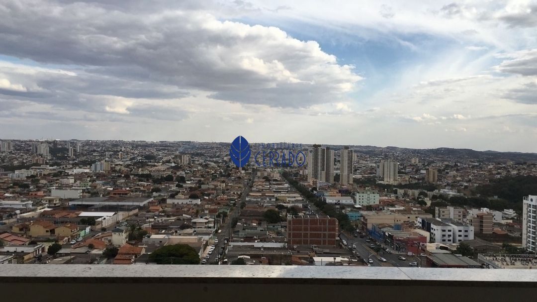 Apartamento com 3 Dormitórios para alugar, 88 m² por R$ 1.900,00