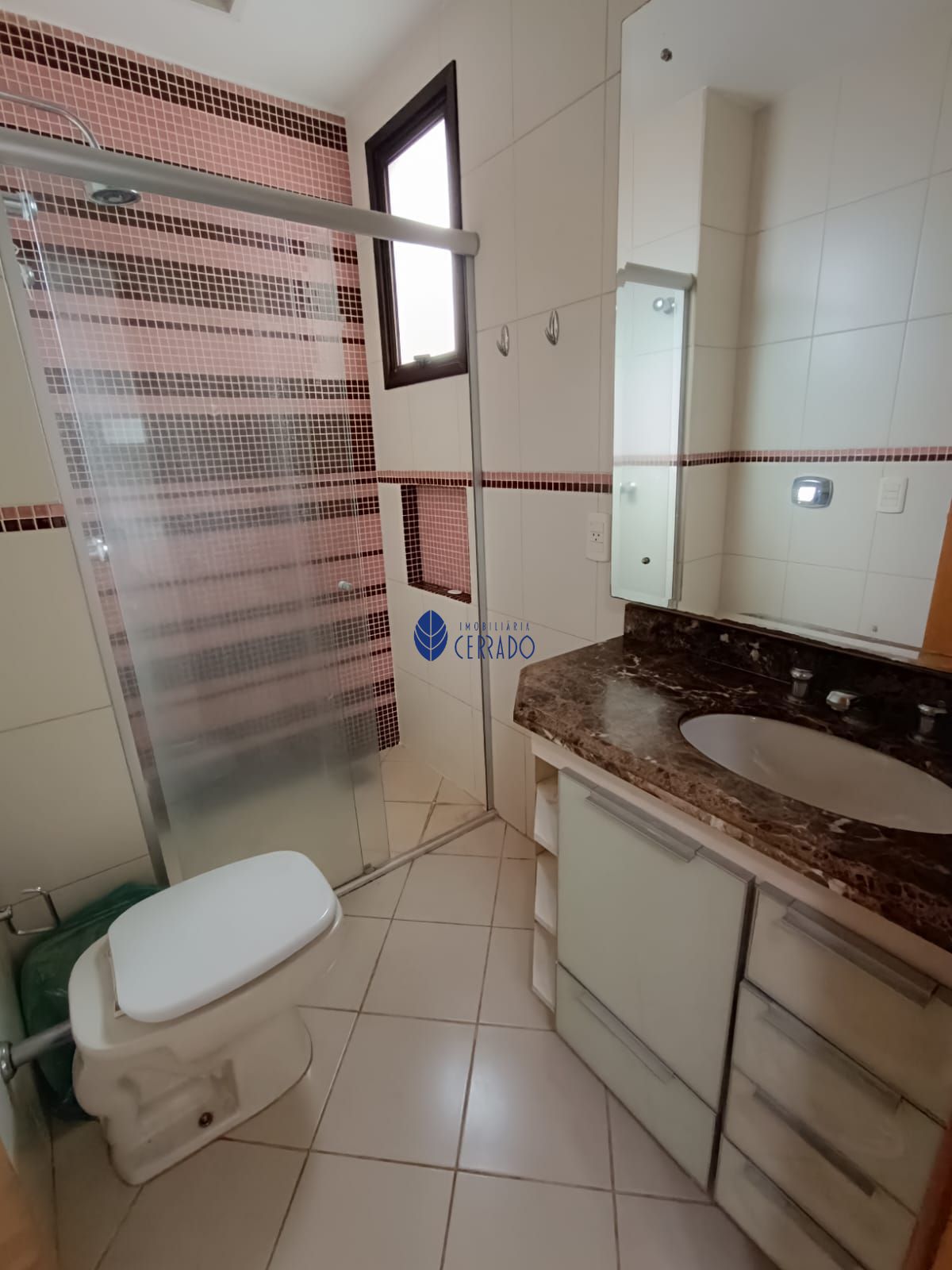 Apartamento para alugar com 4 quartos, 189m² - Foto 9