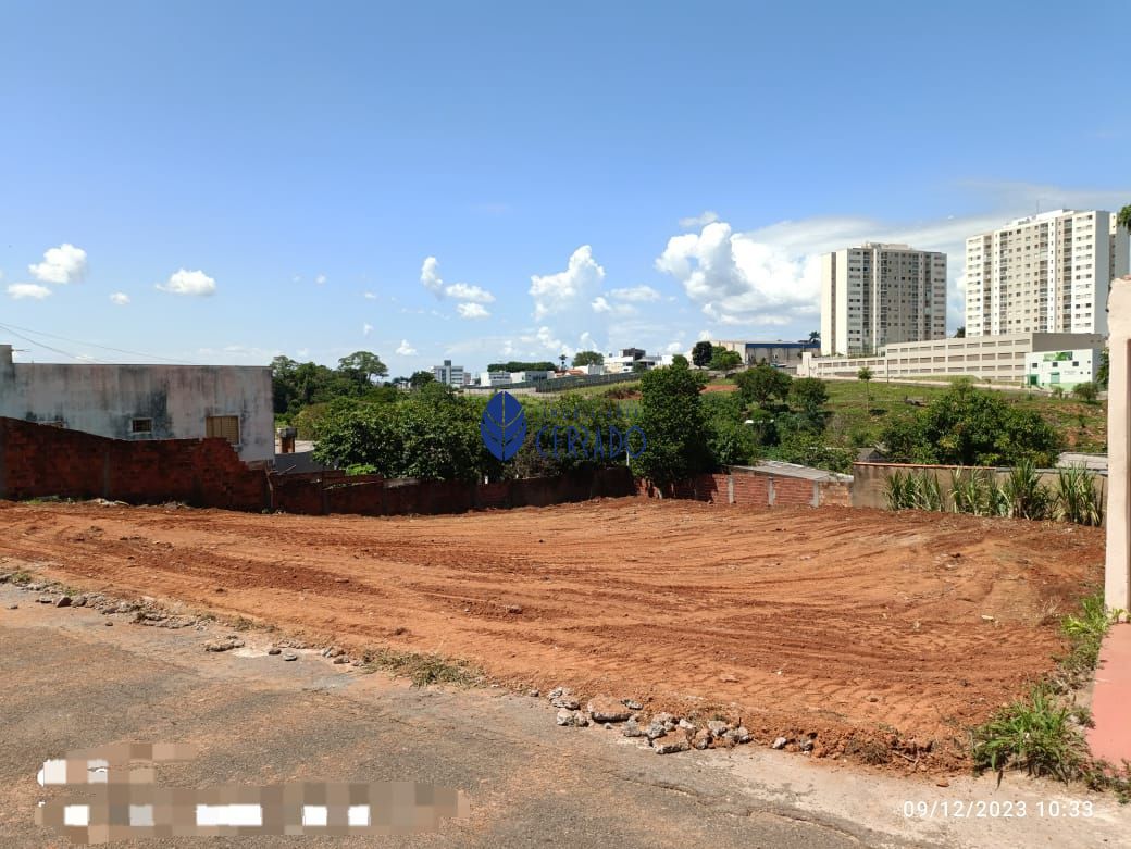 Terreno/Lote à venda, 720 m² por R$ 500.000,00