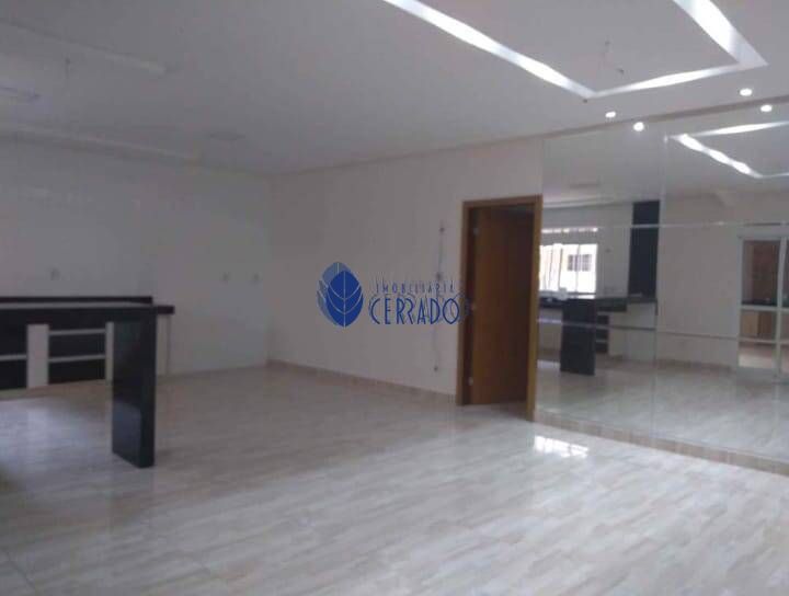 Casa de 5 quartos, 295m² no bairro Vila Santa Maria de Nazareth, em Anápolis | Eu Corretor