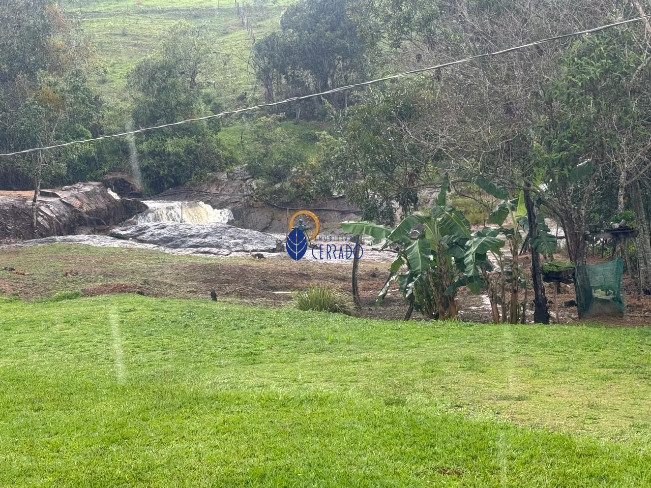 Fazenda/sítio/chácara/haras com 2 Dormitórios à venda, 150 m² por R$ 1.300.000,00