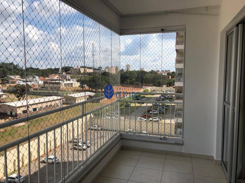 Apartamento para alugar com 3 quartos, 74m² - Foto 4