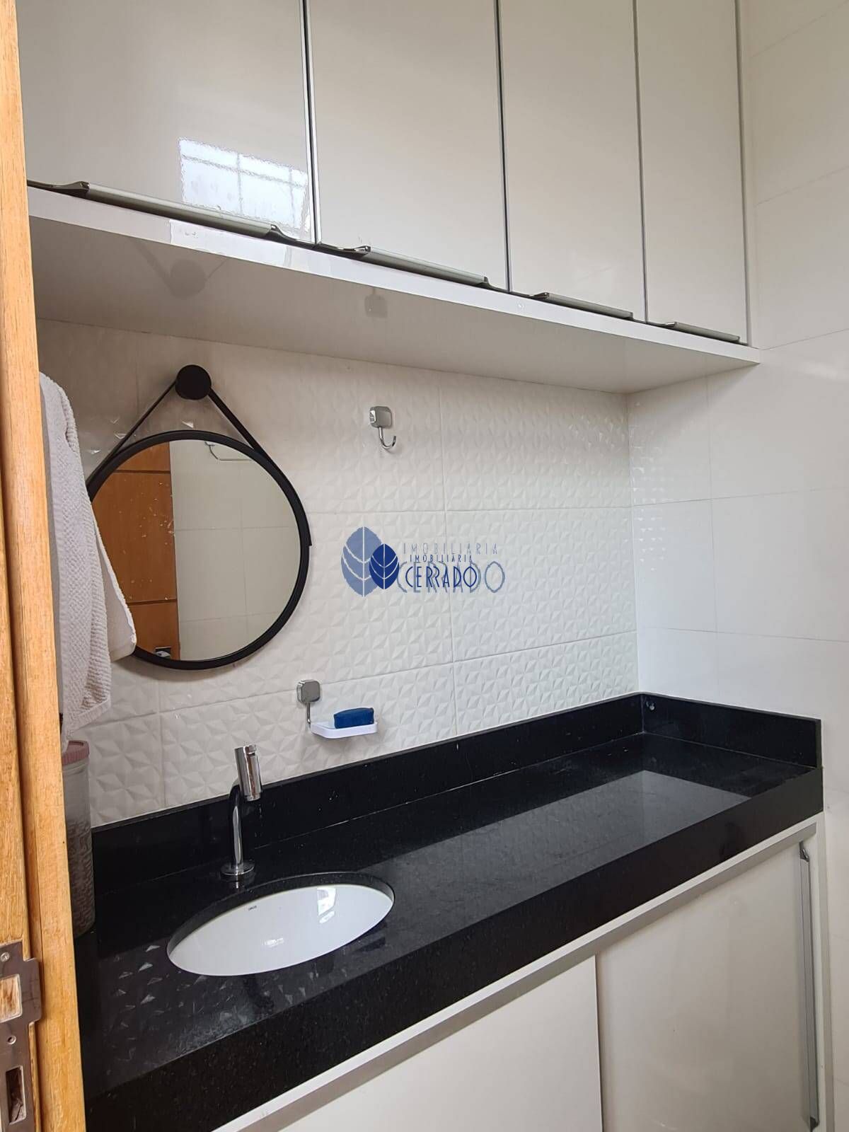 Casa de Condomínio à venda com 3 quartos, 230m² - Foto 17