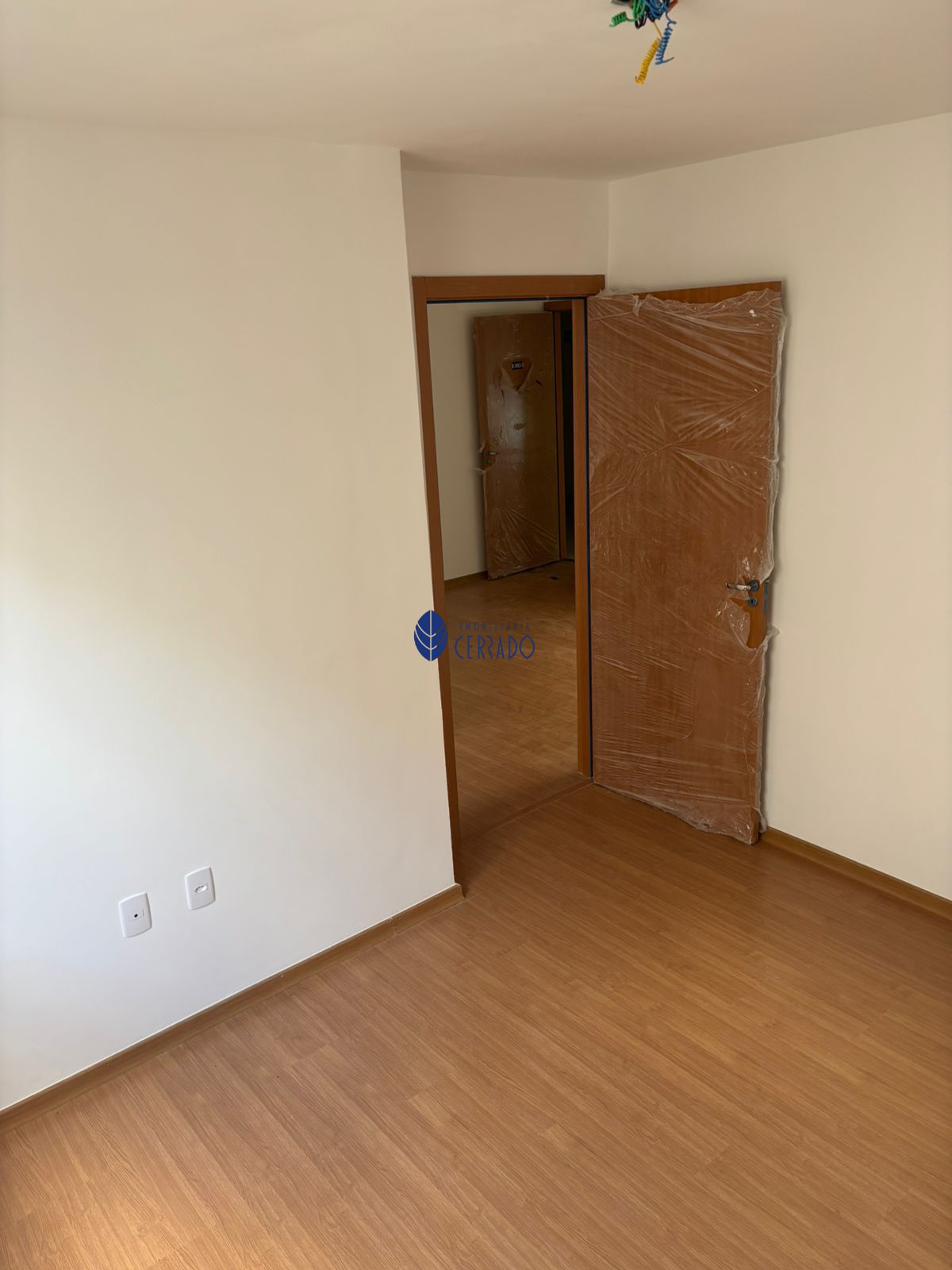 Apartamento à venda no condomínio arcos do paraíso bairro de