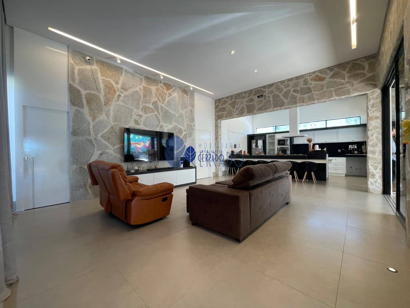 Casa em condomínio com 3 Dormitórios à venda, 250 m² por R$ 1.980.000,00