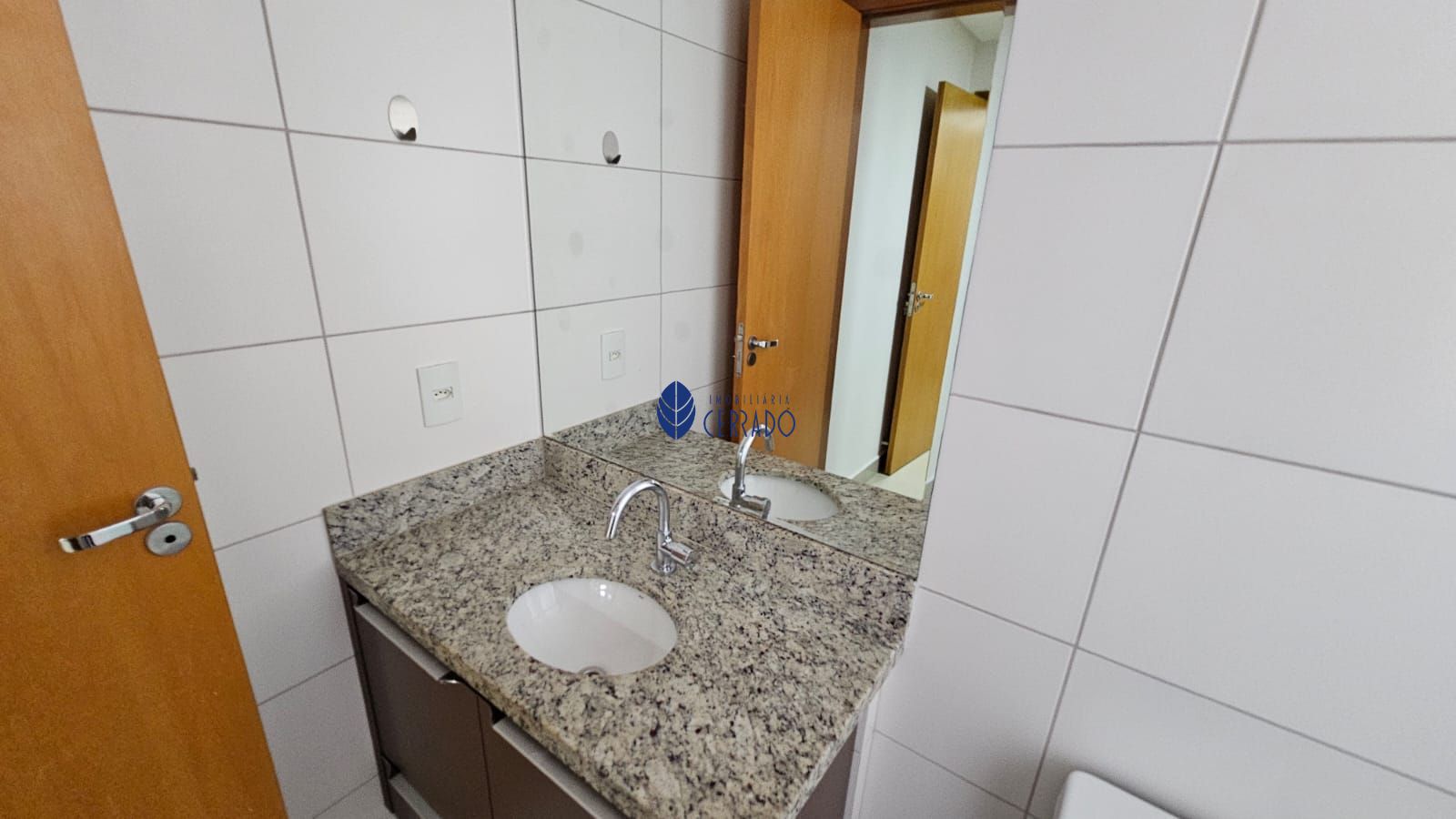 Apartamento para alugar com 3 quartos, 99m² - Foto 10