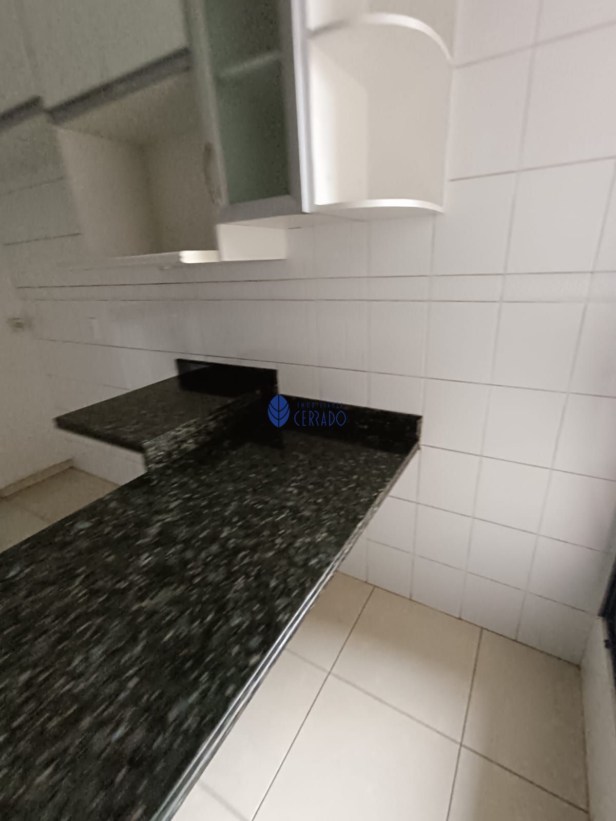 Apartamento para alugar com 4 quartos, 189m² - Foto 8