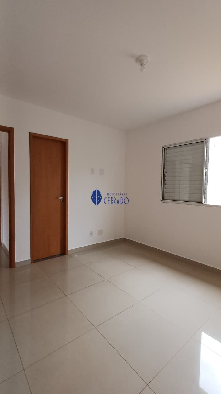 Casa para alugar com 3 quartos, 100m² - Foto 12