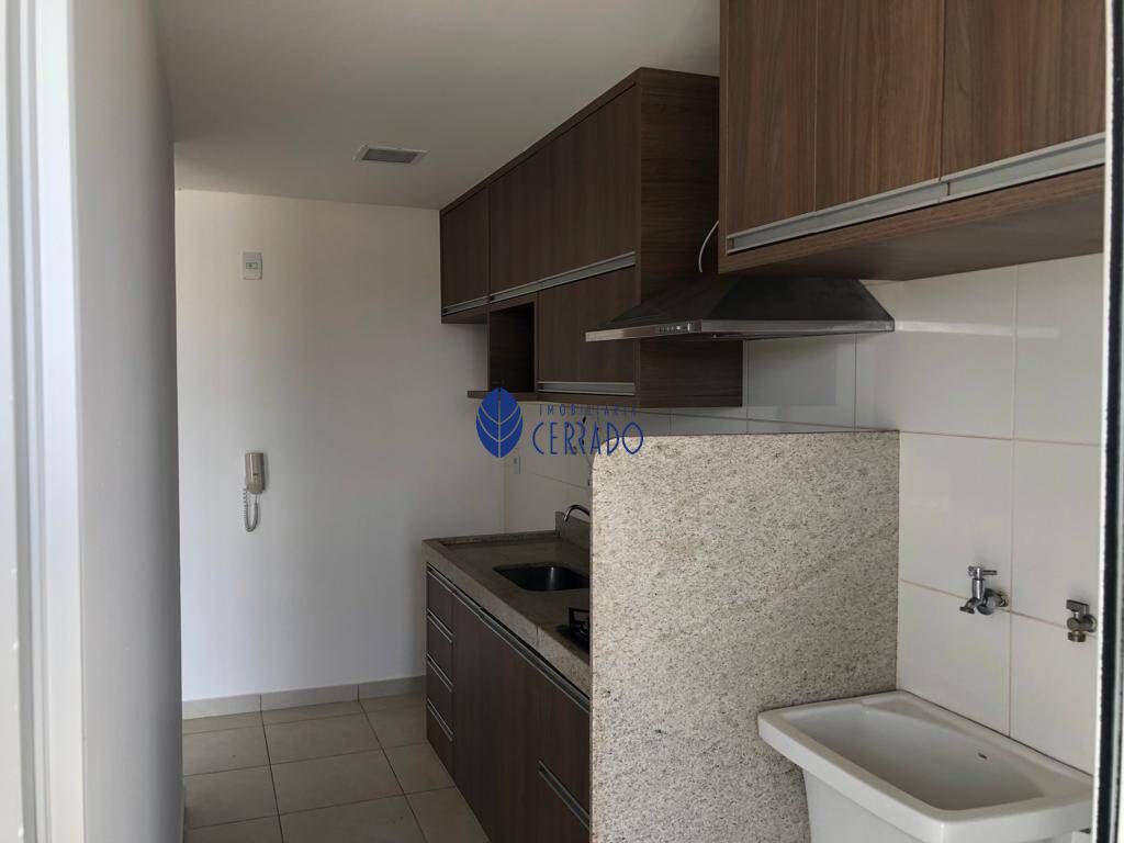 Apartamento para alugar com 3 quartos, 74m² - Foto 2