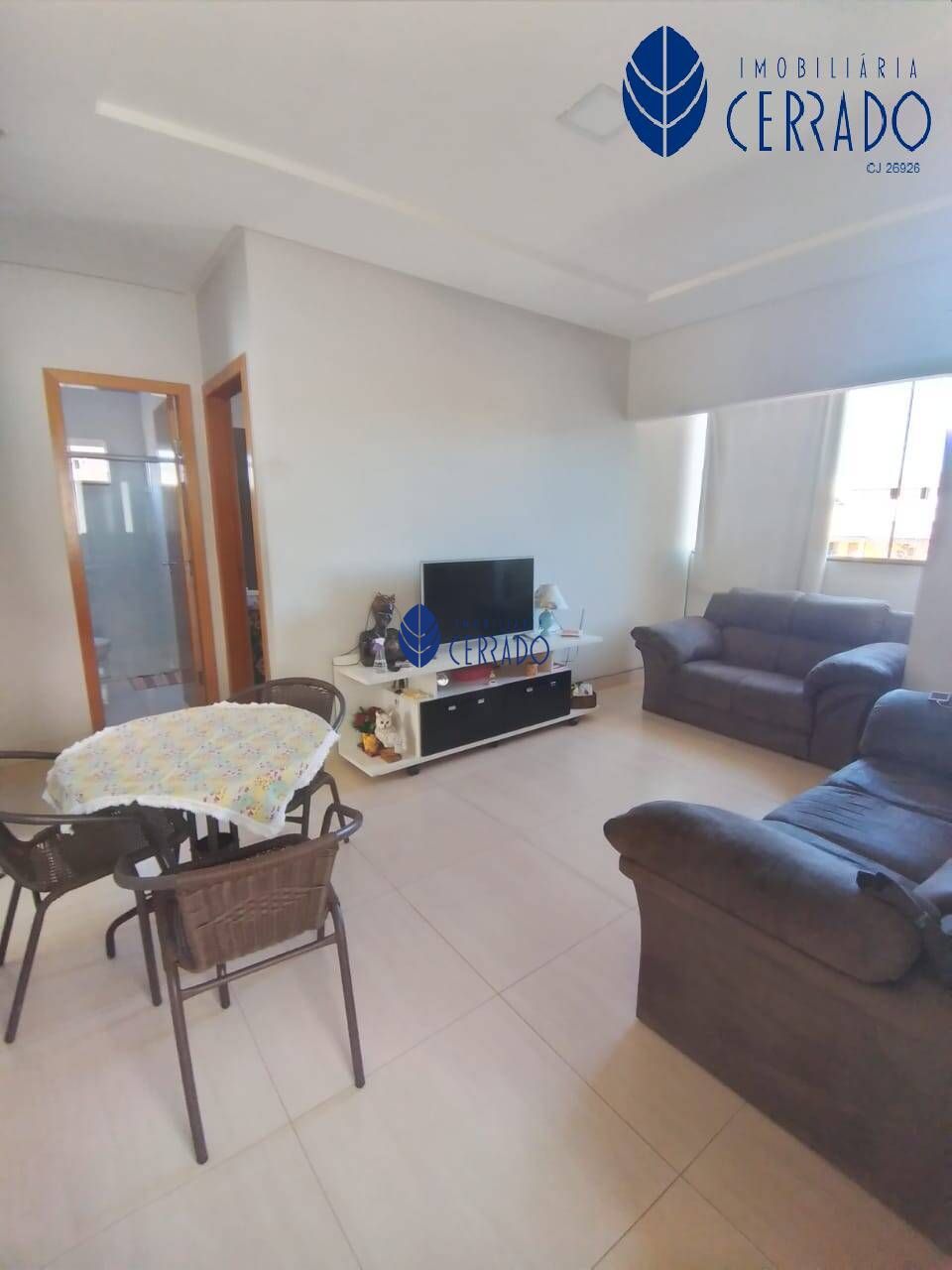 Casa à venda com 4 quartos, 190m² - Foto 3