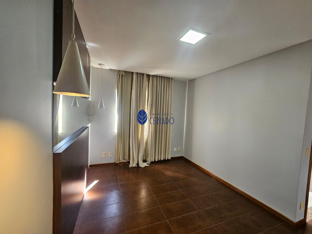 Casa à venda com 7 quartos, 388m² - Foto 6