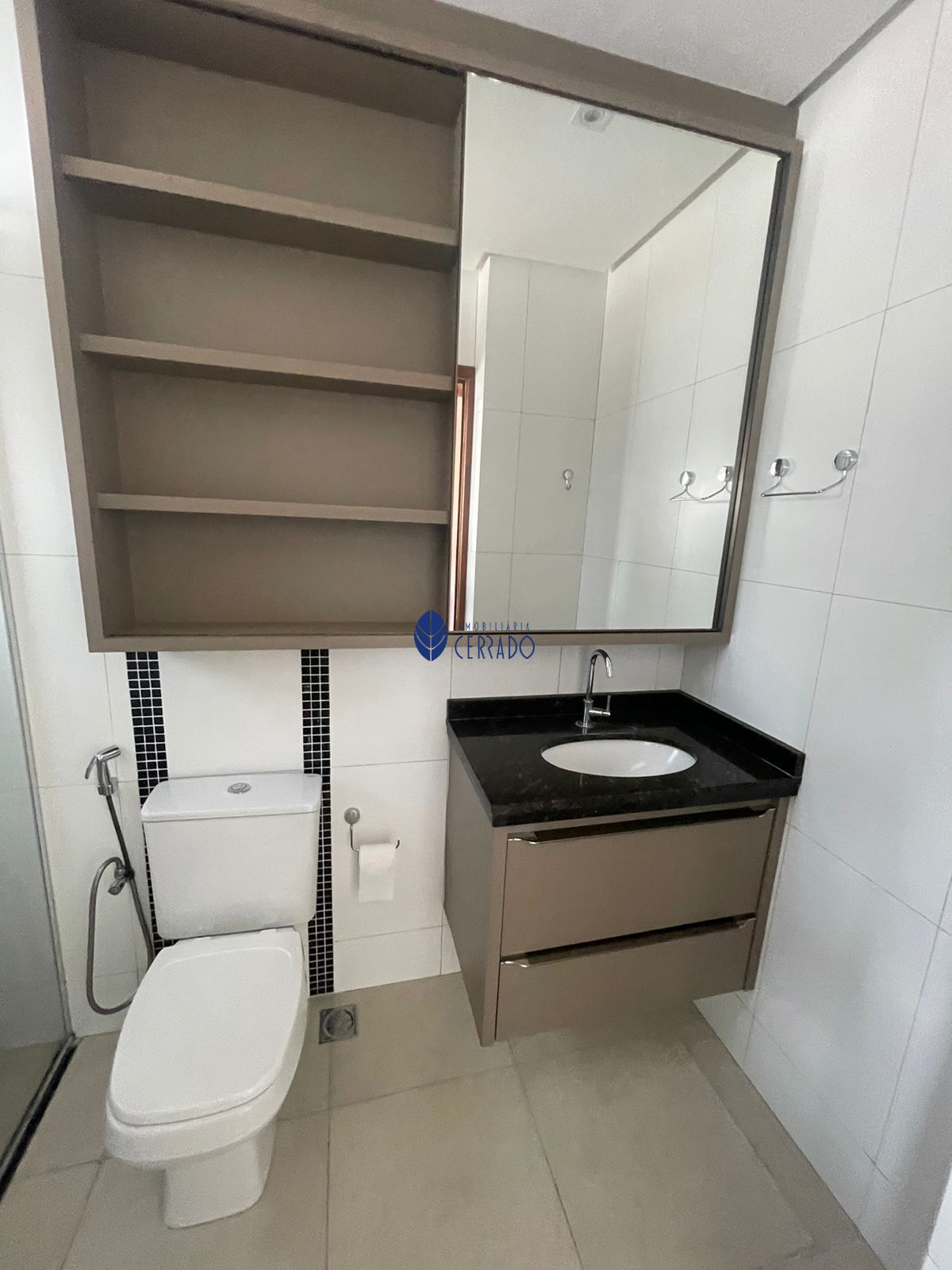 Apartamento com 3 Dormitórios à venda, 100 m² por R$ 430.000,00