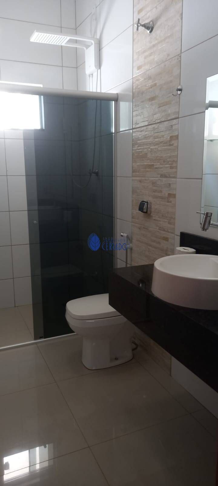 Casa à venda com 4 quartos, 200m² - Foto 17