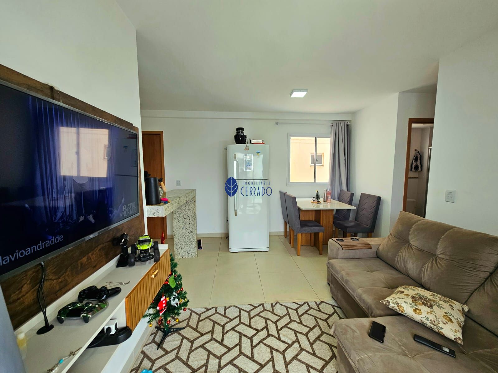 Apartamento com 2 Dormitórios à venda, 55 m² por R$ 255.000,00 Apartamento com 2 Dormitórios à venda, 55 m² por R$ 255.000,00