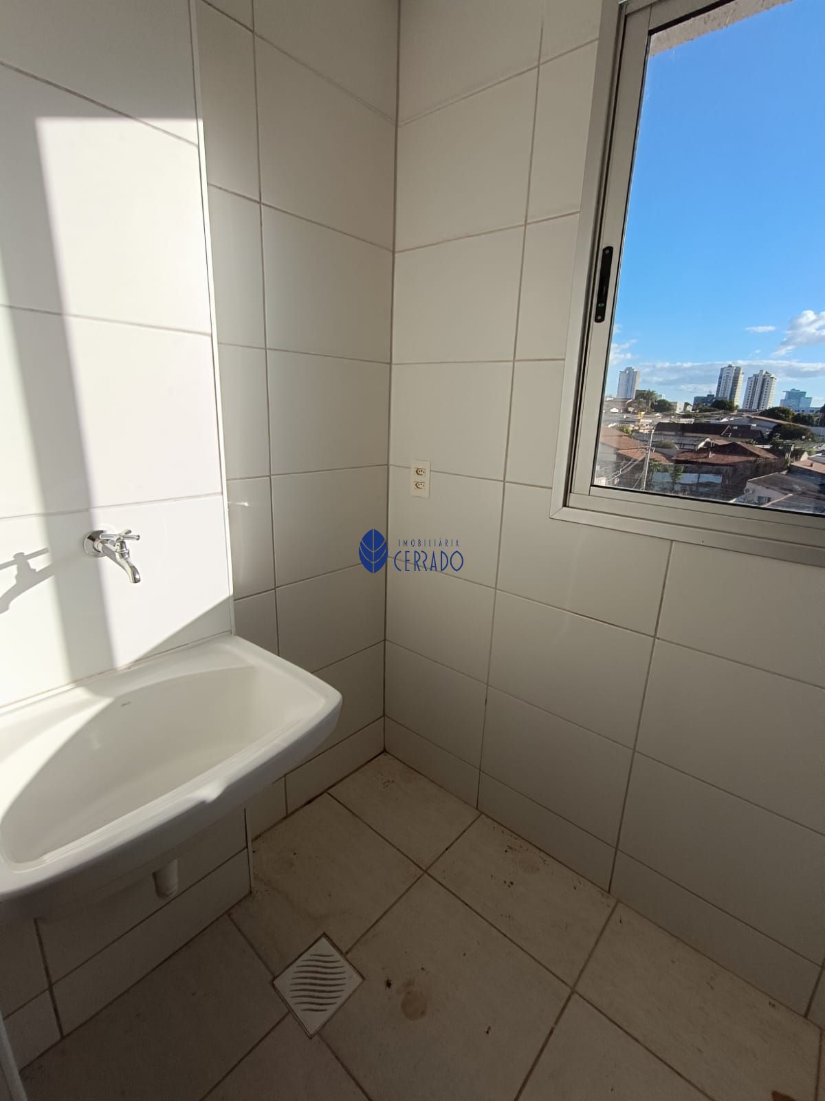 Apartamento para alugar com 2 quartos, 60m² - Foto 12