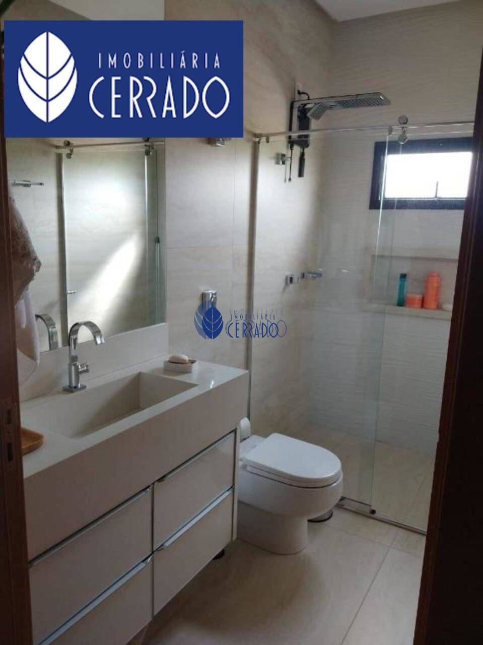 Casa de Condomínio à venda com 3 quartos, 230m² - Foto 15