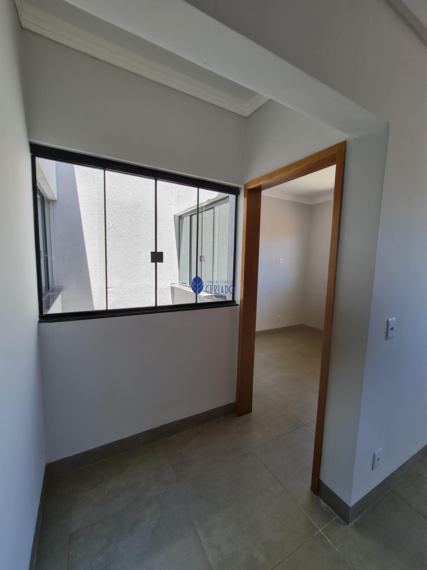 Casa com 3 Dormitórios à venda, 81 m² por R$ 250.000,00
