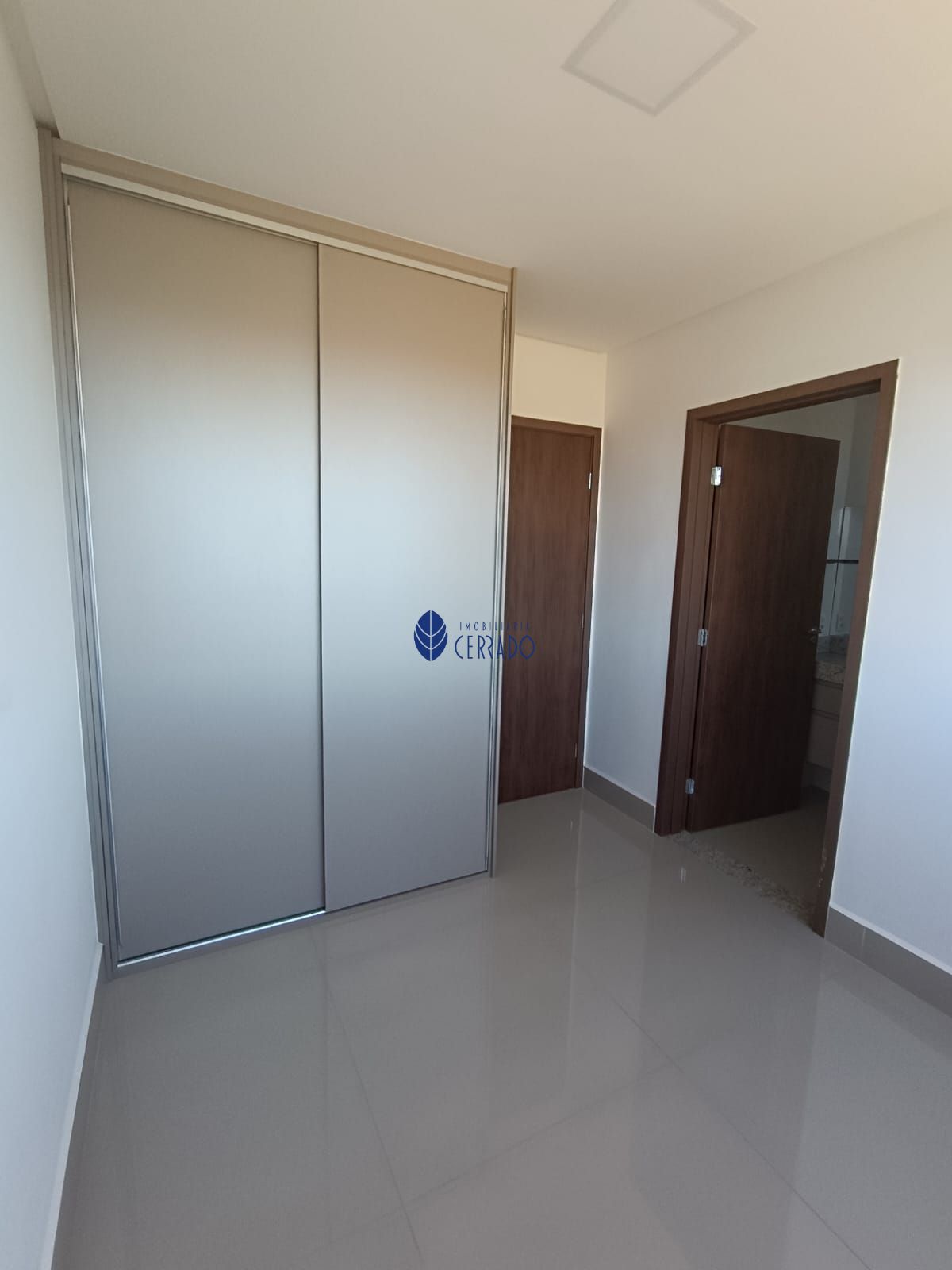 Apartamento para alugar com 3 quartos, 96m² - Foto 14