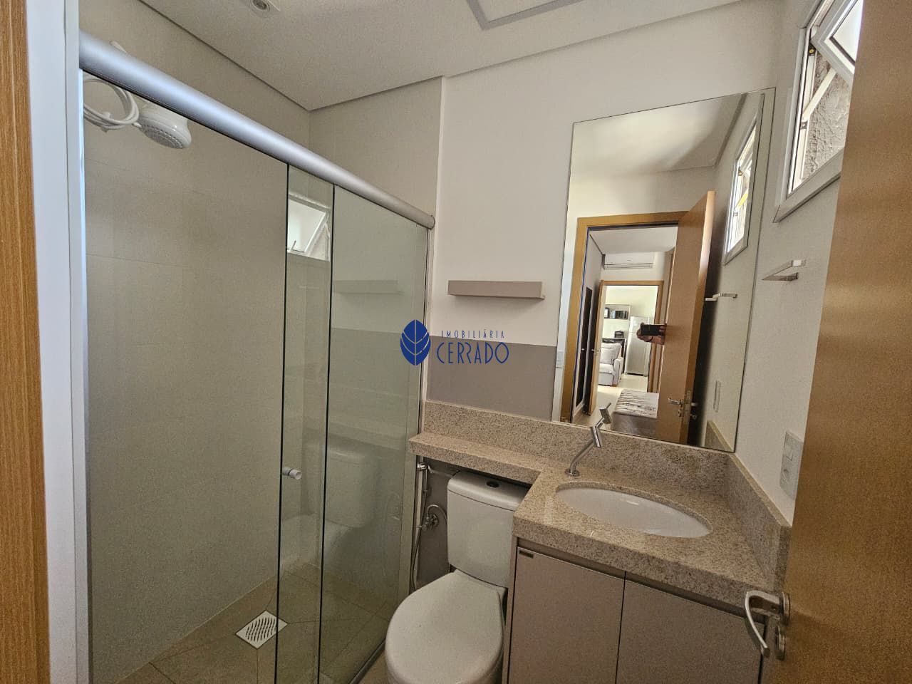 Apartamento à venda com 2 quartos, 64m² - Foto 17