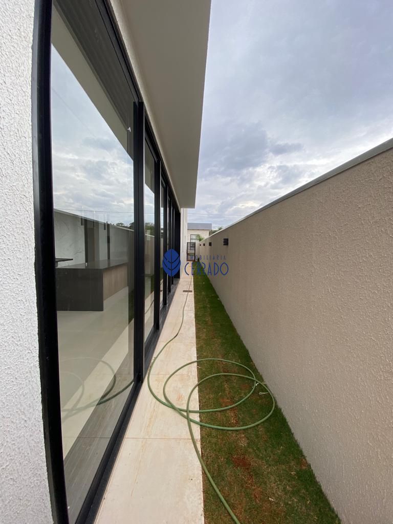 Casa de Condomínio à venda com 3 quartos, 220m² - Foto 27