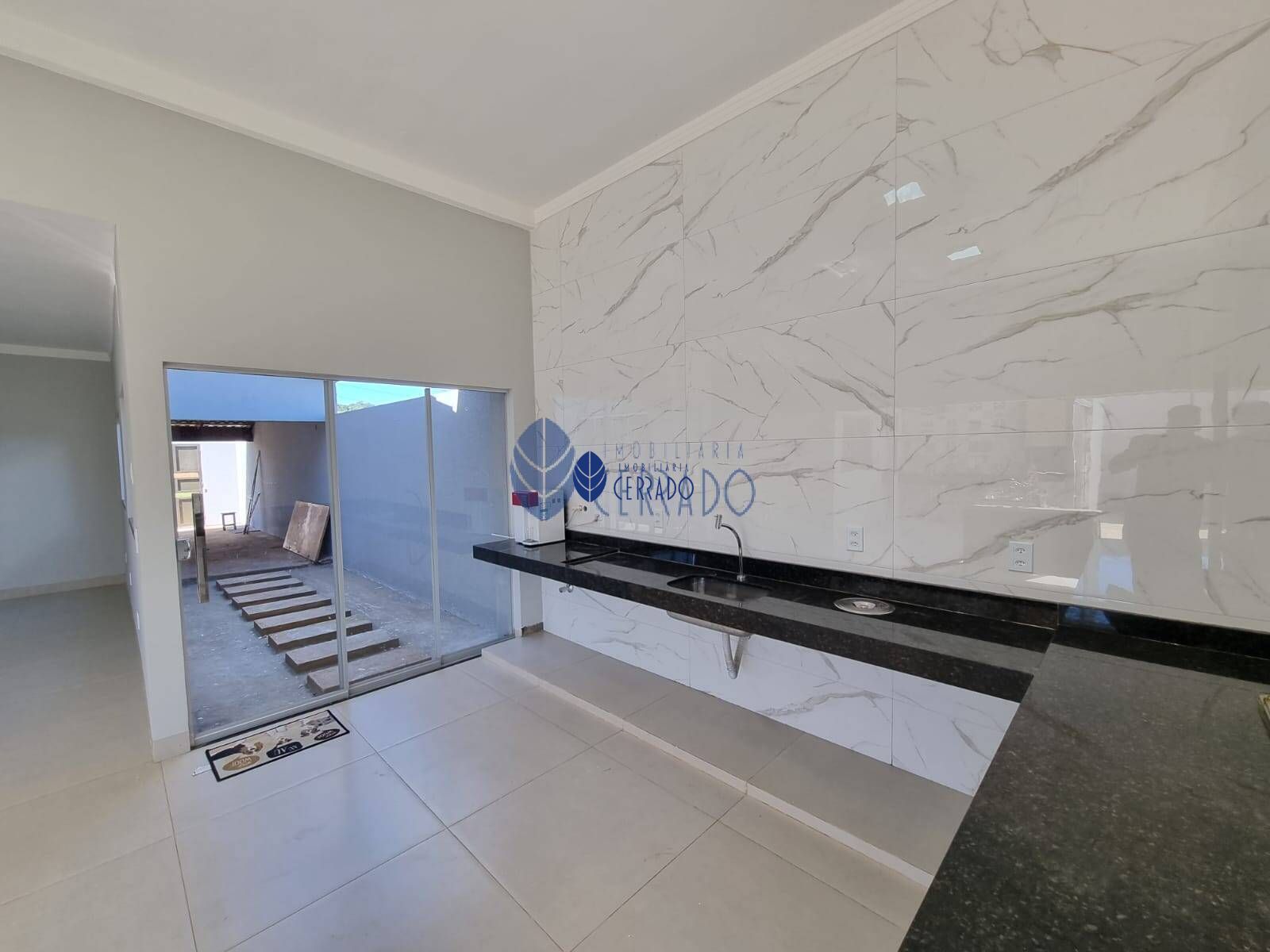 Casa com 4 Dormitórios à venda, 198 m² por R$ 800.000,00