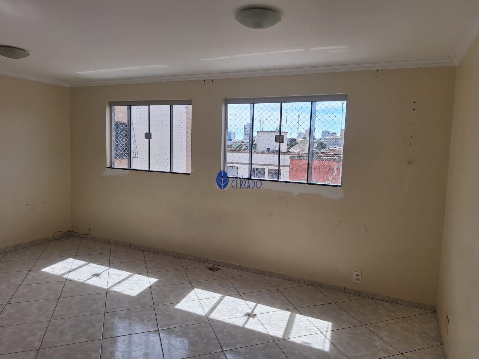 Apartamento à venda com 2 quartos, 60m² - Foto 3