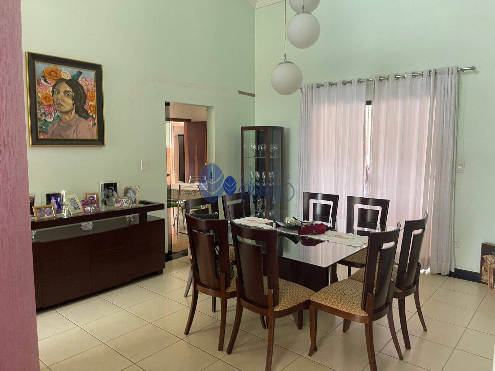 Sobrado com 3 Dormitórios à venda, 340 m² por R$ 950.000,00