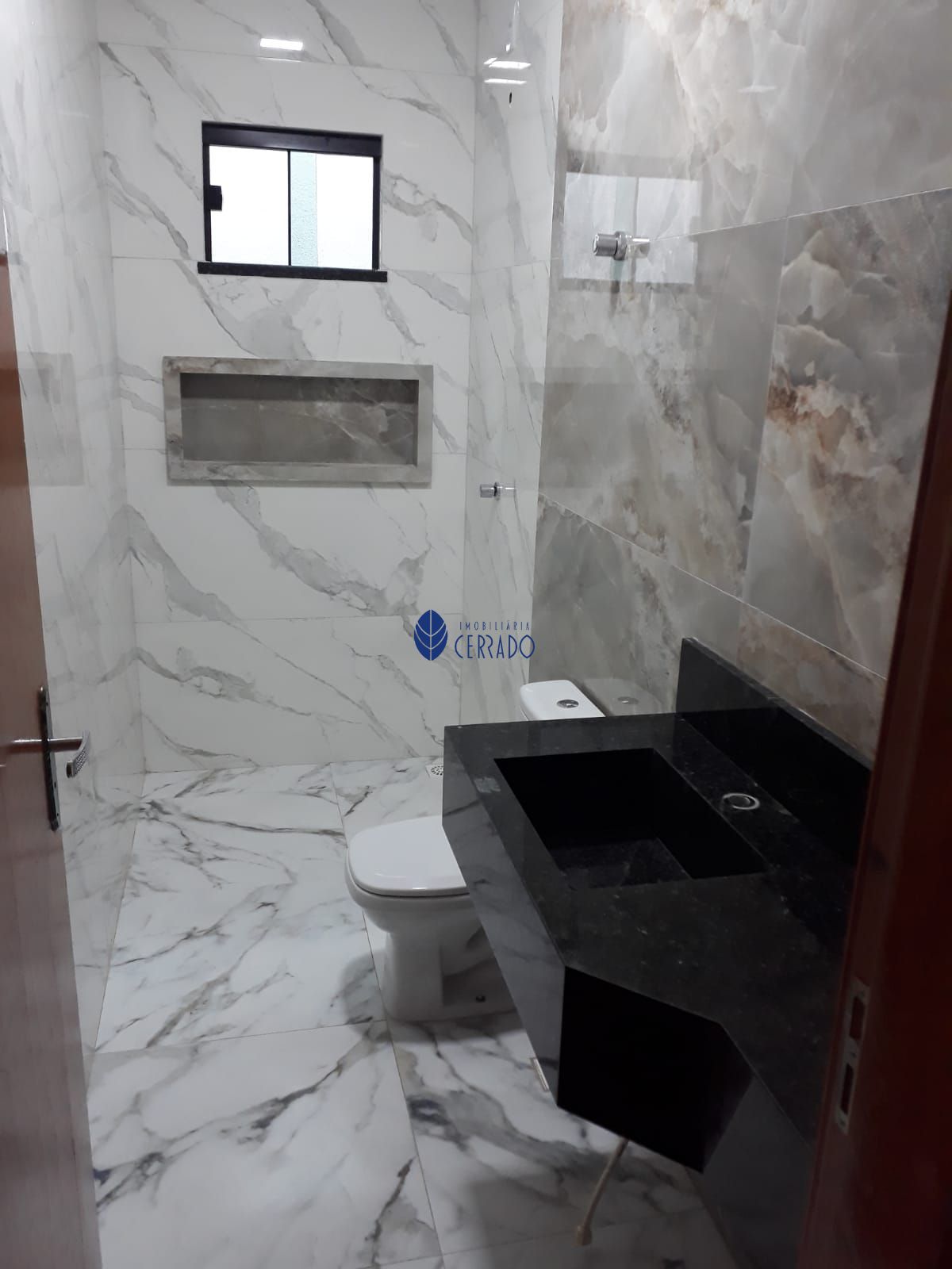 Casa à venda com 3 quartos, 112m² - Foto 13