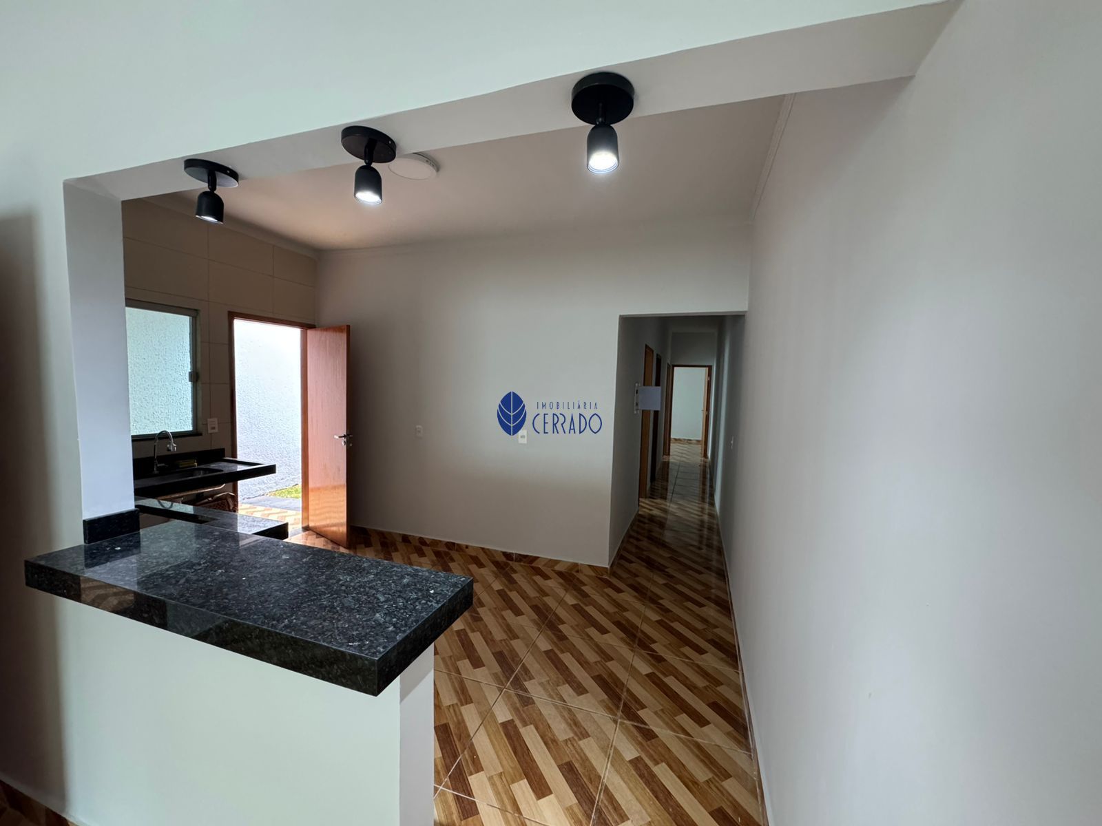 Casa com 3 Dormitórios à venda, 100 m² por R$ 300.000,00 Casa com 3 Dormitórios à venda, 100 m² por R$ 300.000,00